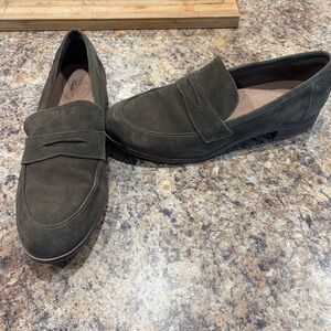 Suede 11 Clarks Loafers
